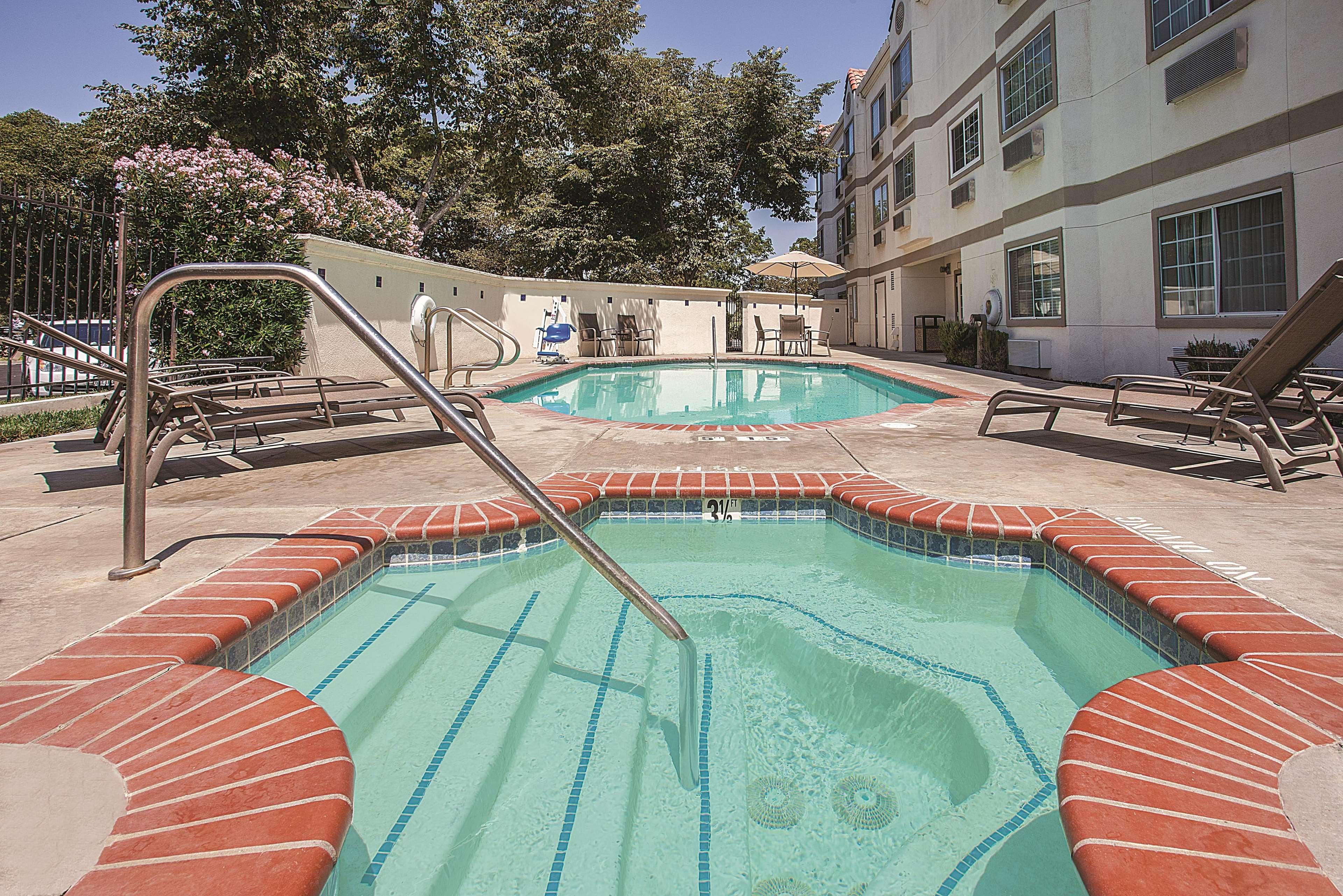 Hotel La Quinta By Wyndham Davis Exterior foto